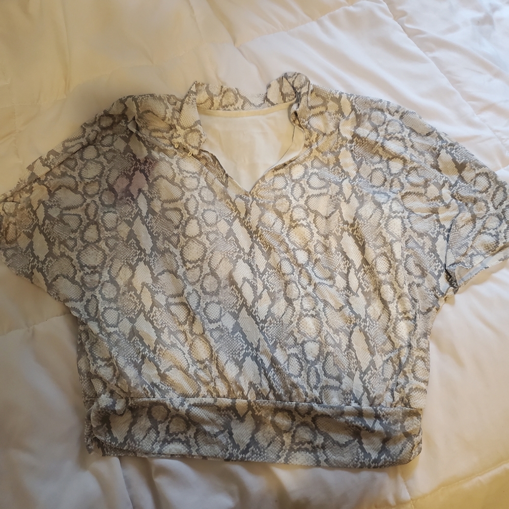 Jennifer Lopez blouse